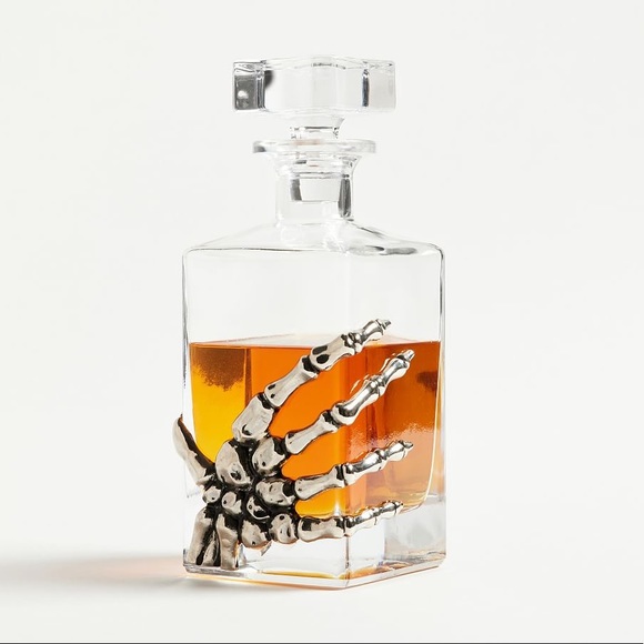 Pottery Barn Spooky Spine-tingling Silver Skeleton Hand Liquor Decanter 💀 - Picture 5 of 16